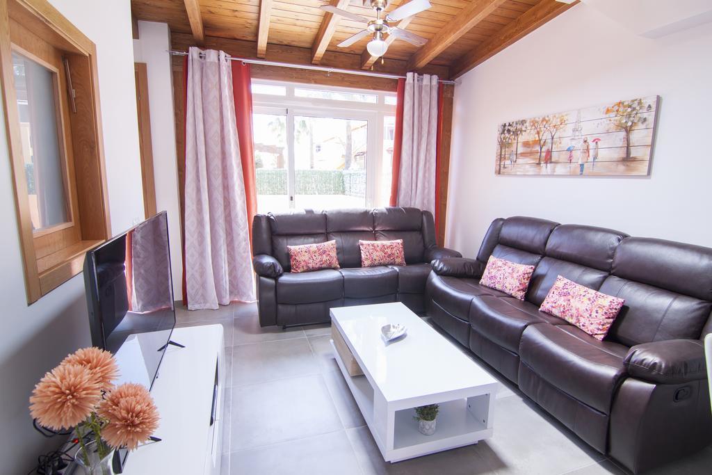 קורלחו Anju Villas Los Delfines Bravo'S Apartments מראה חיצוני תמונה